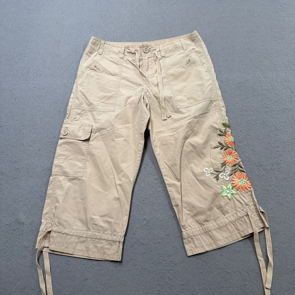 GAP Capri Pants Women's 4 Beige Floral Embroidered Cropped Cargo Hiking Outdoor